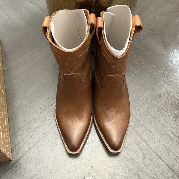 ZODIAC Women's Roslyn Western Booties - Picture 5 of 13